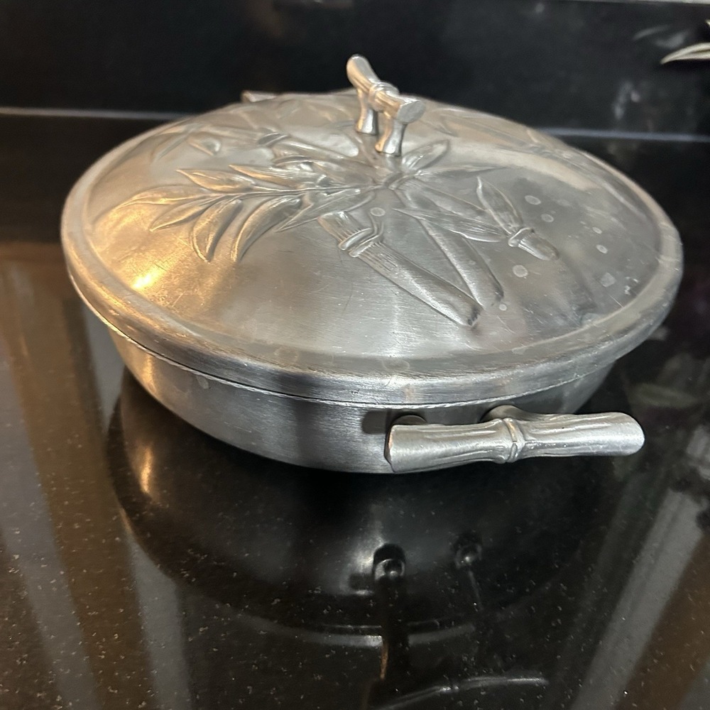 Vintage Everlast Aluminum / Pyrex Tiki Divided Chafing Dish Serving Glass - Picture 6 of 13